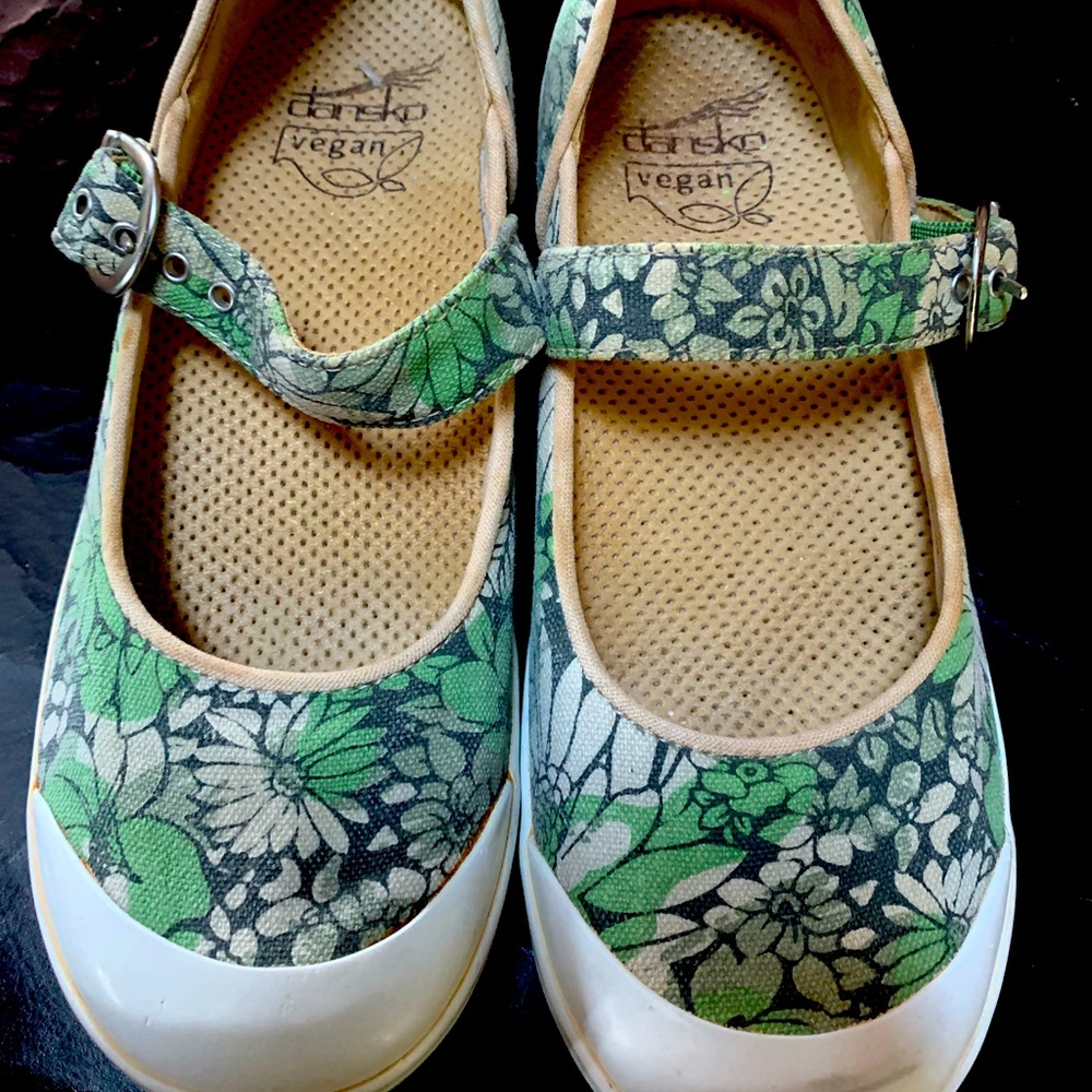 COPY - Dansko floral Mary Janes